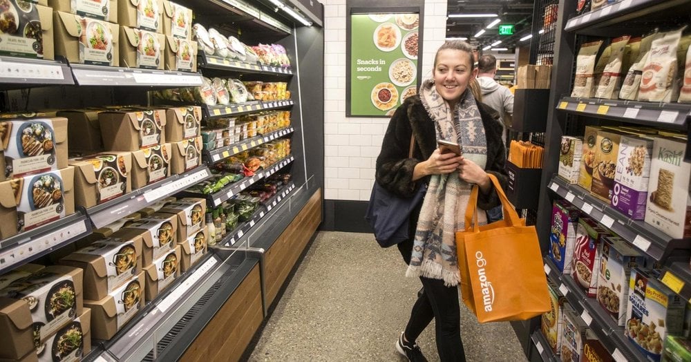 Amazon Go Enables the First Cashless Brick and Mortar Shopping